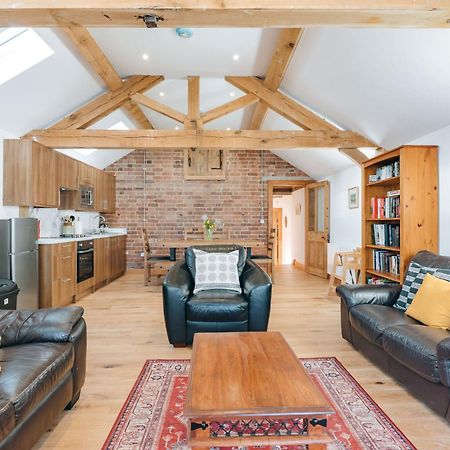 Ryton Grange Church Barn Sleeps 5 Шрусбери Экстерьер фото